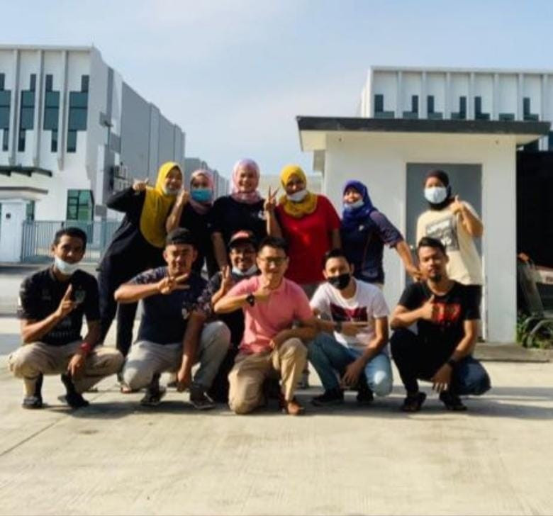 UNICO team at the facility